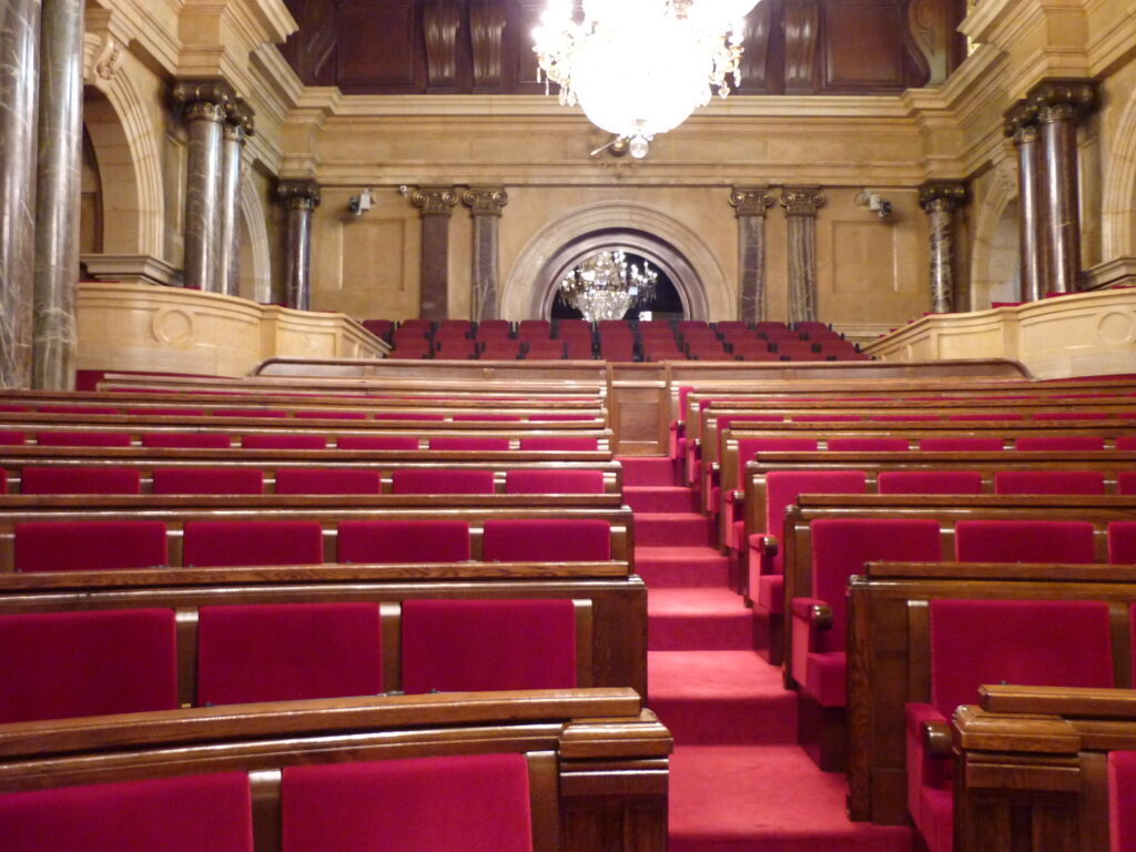 El Parlament de Catalunya davant del món